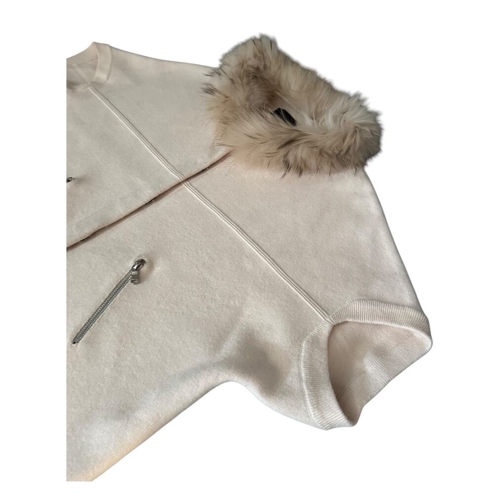 Dolce Cabo Cream Cape with Faux Fur Trim - Picture 5 of 15
